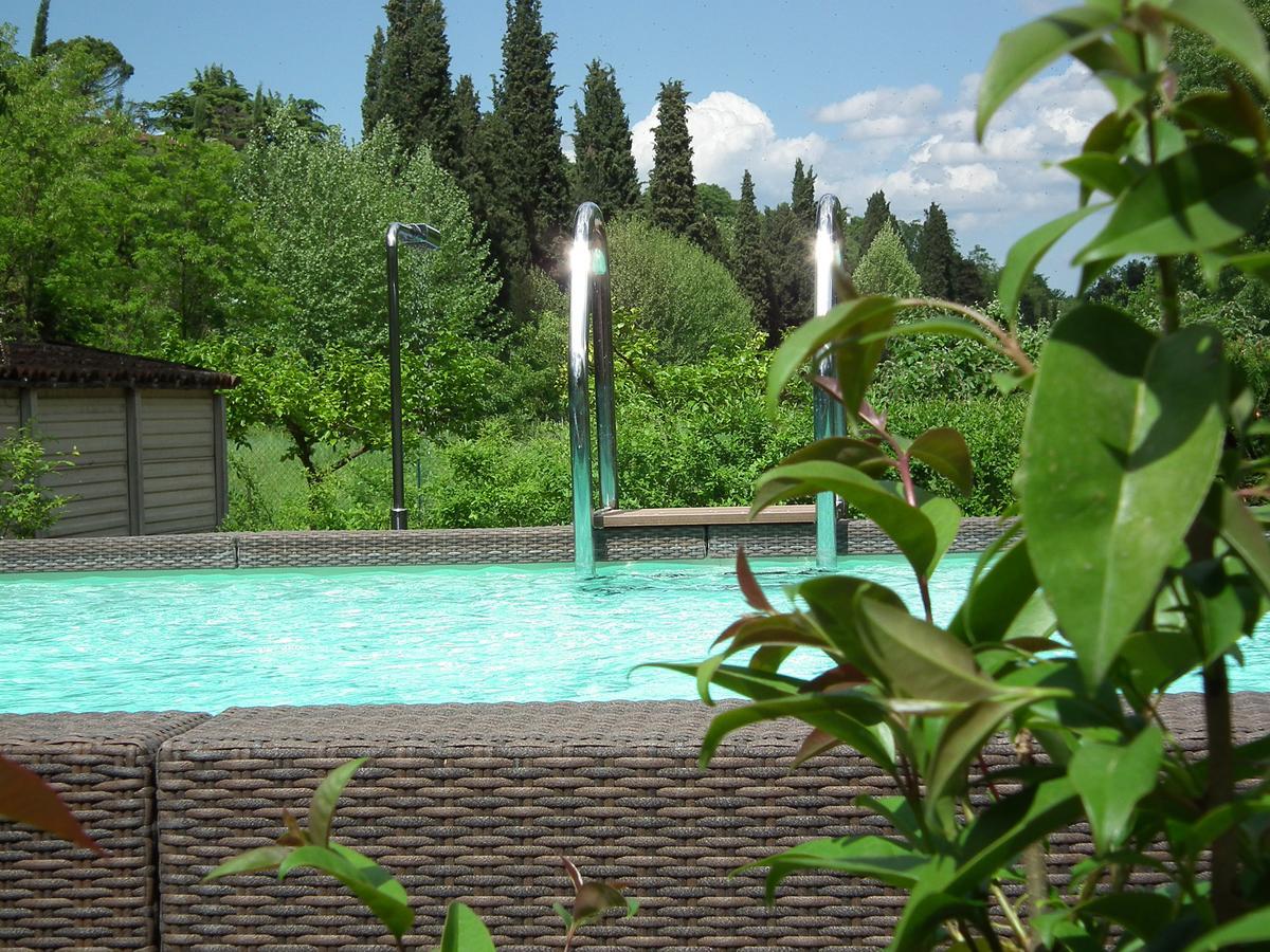 L'Isolo B&B E Case Vacanza モンツァンバーノ エクステリア 写真