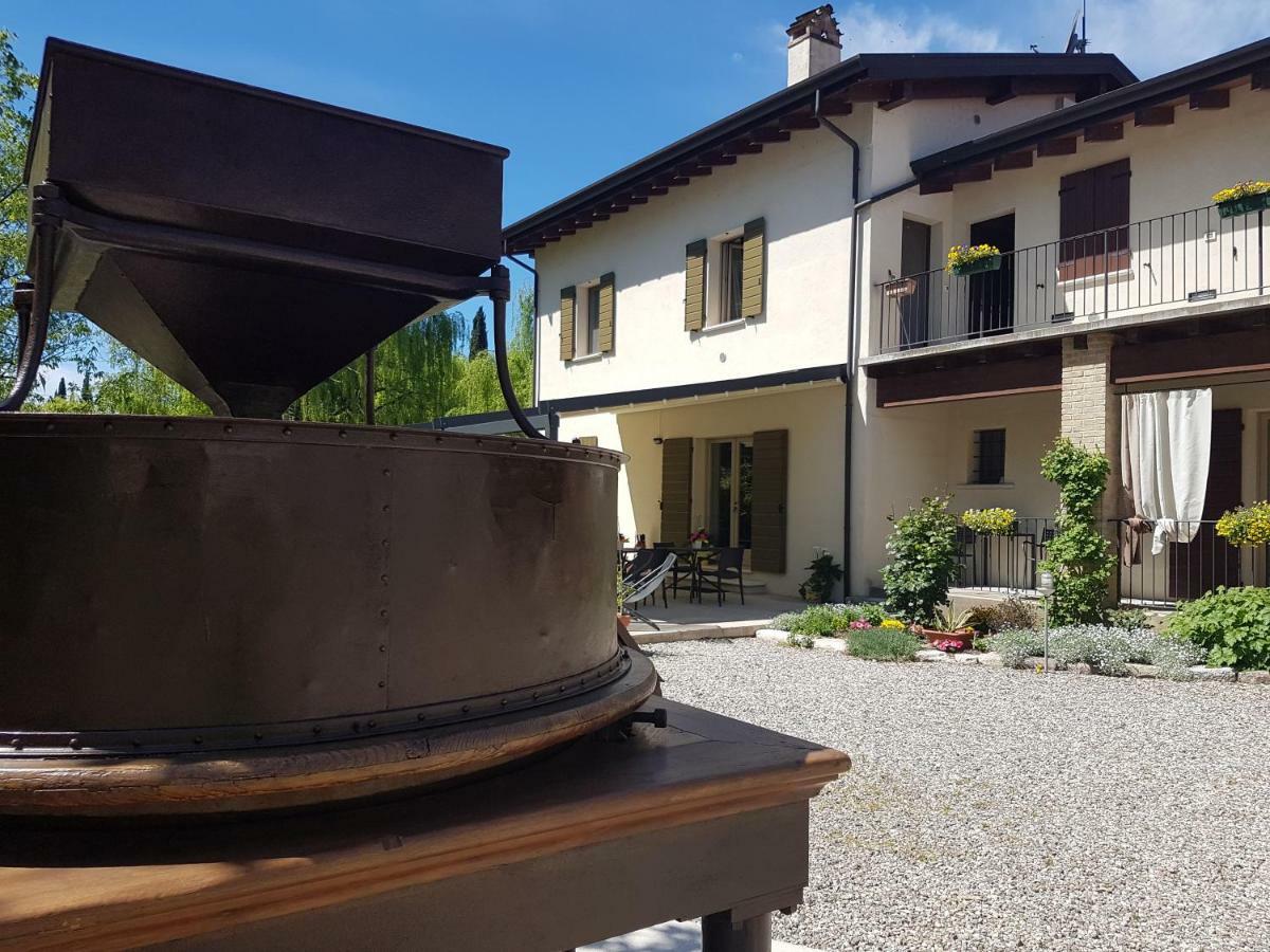 L'Isolo B&B E Case Vacanza モンツァンバーノ エクステリア 写真